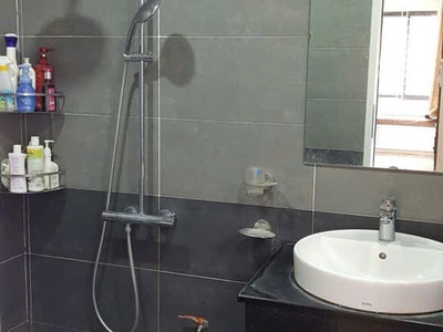 Nhà chính chủ - giá tốt - vị trí đẹp tại ngõ 175 lạc long quân, nghĩa đô, cầu giâý, tphn 4