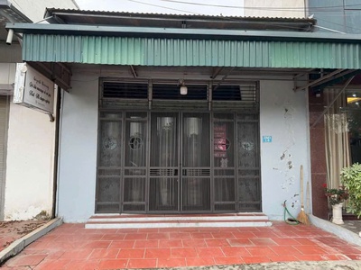 Bân đất gần  học viên tài chính - dt52m2 - mt5,5m - giá 7,2 tỷ - ngỗ thồng thoáng - 0