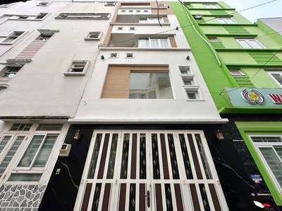 Khu vip nhỉnh 7 tỷ - nhà 5 tầng 4pn4wc đường đoàn thị điểm phú nhuận 0