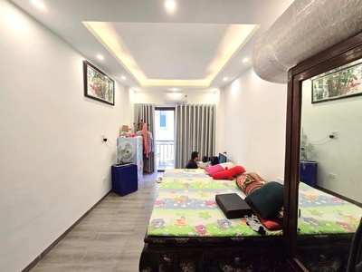 Đội cấn 35m-10,6 tỷ-nhà đẹp,thang máy,ngõ thông,sáng,ba gác đua,gần ô tô 3