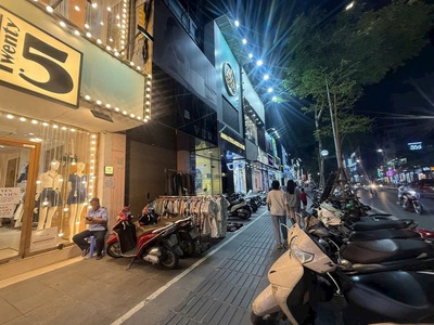 Mặt phố  chùa bộc siêu vip. diện tích 45m nhà 5 tầng chủ bán nhanh 42 tỷ.  - 2 mặt - kinh doanh 0
