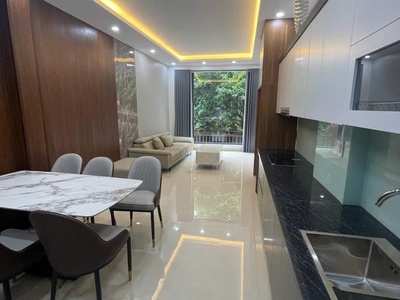 Bán nhà ngọc thụy 41m 6 tầng thang máy gara ô tô 11 tỷ 2