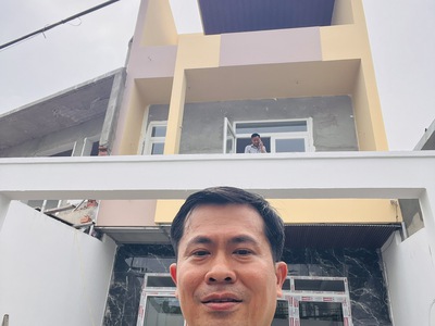 Nhà mặt tiền kinh doanh, 3 tầng, t/tâm dĩ an, vô lý thường kiệt, ngang đẹp 5,5m, nhỉnh 6 tỷ 2