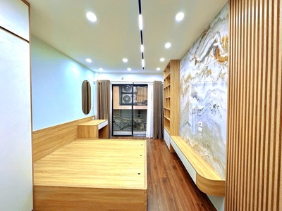 Xuân thủy 35m giá 11,9 tỷ,20m ô tô tránh,ngõ thông,thang máy,full nội thất 1