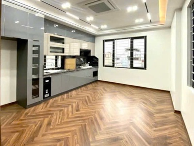 Bán nhà ngọc thụy, long biên, phân lô quân đội chỉ hơn 9 tỷ - 46m , 5 tầng, gara, ô tô tránh 2