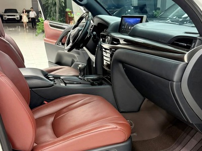 Bán Lexus LX570 Super Sport Trung Đông 2016. Xe cực mới. 9