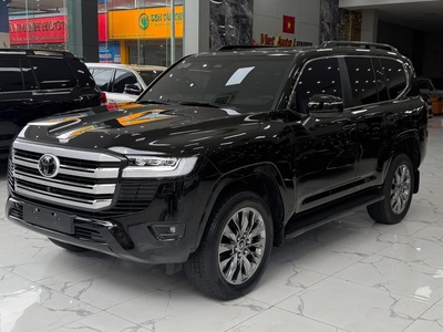 Bán Toyota Land Cruiser LC300 sản xuất 2025, siêu lướt 6000 Km. 1