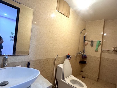 Bán nhà đại đồng 5 tầng dân xây phân lô ô tô tránh vào nhà hoàng mai 3