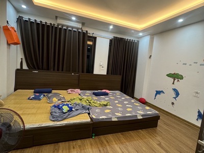 Bán nhà đại đồng 5 tầng dân xây phân lô ô tô tránh vào nhà hoàng mai 4