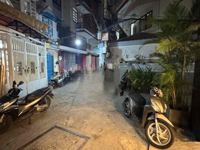  Mặt bằng kinh doanh Phú Nhuận - Huỳnh Văn Bánh, giá 8tr/Tháng 0