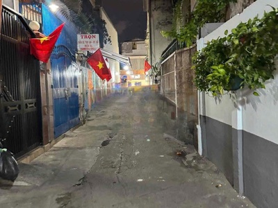  Mặt bằng kinh doanh Phú Nhuận - Huỳnh Văn Bánh, giá 8tr/Tháng 2