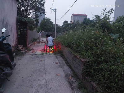 Chủ nhờ bán 67m2, mt4.2m. 3.6 tỷ, gần phố. bắc hồng, đông anh. 1