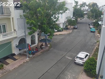 Bán nhà mặt tiền đường số 2 khu vincom sa đéc, 1 trệt 2 lầu 3
