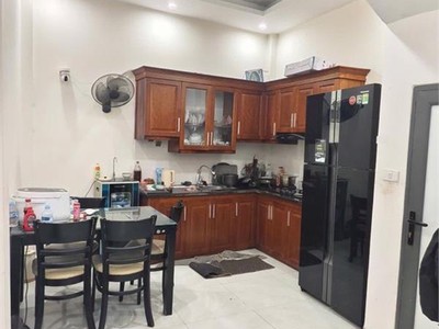 Bán nhà 38m2, 5 tầng, văn tiến dũng, ô tô đỗ cửa 1