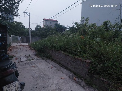 Chủ nhờ bán 67m2, mt4.2m. 3.6 tỷ, gần phố. bắc hồng, đông anh. 3