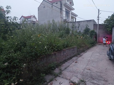Chủ nhờ bán 67m2, mt4.2m. 3.6 tỷ, gần phố. bắc hồng, đông anh. 4