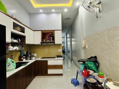 Nhà ngon khu vip xe hơi vào nhà -  90m2  4.5 x 20  mới tinh đón ở ngay 1