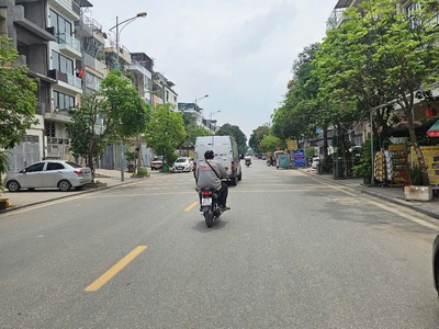 Hót  hót   hót - nhà đẹp chính chủ - bán siêu hợp lý 1