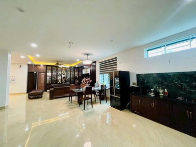 Bán 304m2 đất tặng nhà 3 tầng mới xây 2 năm trục  chính quang trung, p đông vệ 1