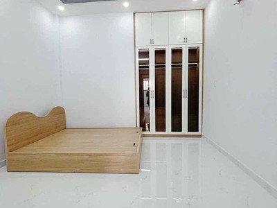 Nhà 2 tầng mới 100 44m2  4x11m  mới 100 ở ngay, hẻm 4m thông trương phước phan giáp lê văn quới 3
