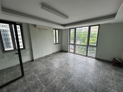 Nhà mặt phố hồng tiến long biên 55m2 lô góc 5t, vỉa hè, kinh doanh dòng tiền - 23 tỷ 2