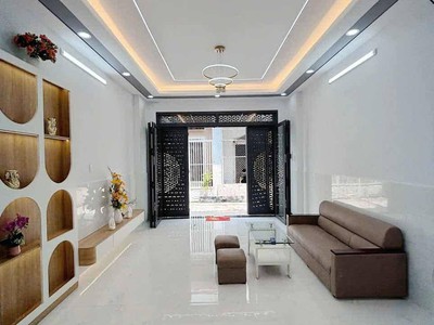 Nhà 2 tầng mới 100 44m2  4x11m  mới 100 ở ngay, hẻm 4m thông trương phước phan giáp lê văn quới 1