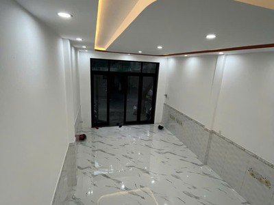 chỉ 5,7 tỷ   nhà 2 tầng mặt tiền tôn đản   kinh doanh đa ngành nghề  1