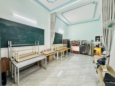 Bán nhà mặt tiền lý thánh tông - giao tô hiệu, dt 5x20m, 3 tầng -  3pn, chào 9,1 tỷ. 1