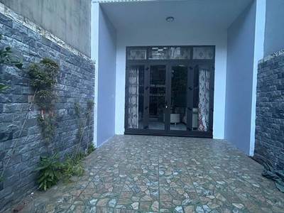 Nhà 3 tầng vũ trọng phụng , gần trường quốc tế, siêu thị- chỉ 7,x tỷ đồng - lh: 0917361553 0