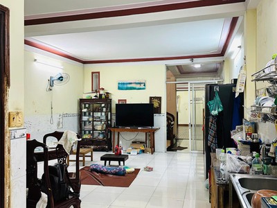 Mặt tiền kinh doanh đa ngành nghề- phan văn hớn- hóc môn- 250m2 0