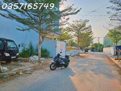 Bán đát quận 9 - hàng xóm vinhomes   khu phân lô đường 9m   đón đầu quy hoạch vành đai 3 - nguyễn 2
