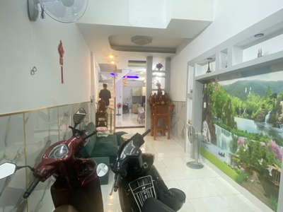 Nhà đẹp 2 tầng bình tân sát tên lửa tặng nội thất 53m2 hxh chỉ 4 tỷ. 1