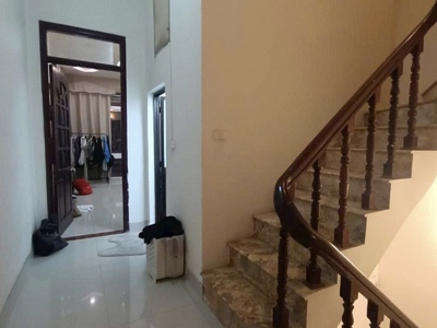 Tt cầu giấy 42m x6 tầng 9,5 tỷ.ba gác đỗ cửa,dân xây,ngõ thông,thoáng sáng 1