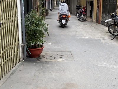 Tt cầu giấy 42m x6 tầng 9,5 tỷ.ba gác đỗ cửa,dân xây,ngõ thông,thoáng sáng 4