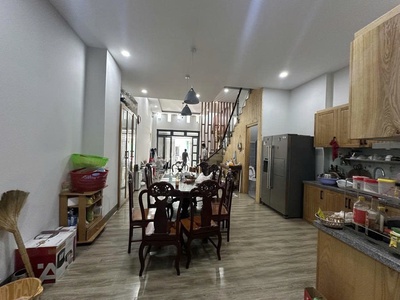 Hẻm trước nhà 4,5m sát thống nhất - dt 5 x 15 - 3 tầng 4 pn - nt cao cấp - hơn 7 tỷ 2