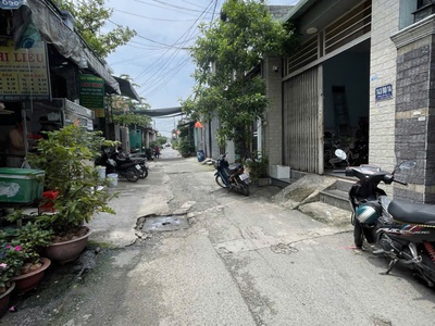 Bán gấp nhà gần chợ lk 5-6 hẻm 6m thông khu nhà lầu 58 m2 nhỉnh 3 tỷ 0