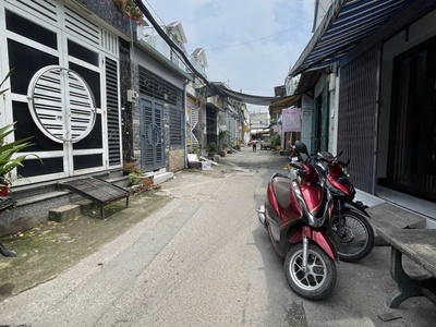 Bán gấp nhà gần chợ lk 5-6 hẻm 6m thông khu nhà lầu 58 m2 nhỉnh 3 tỷ 1