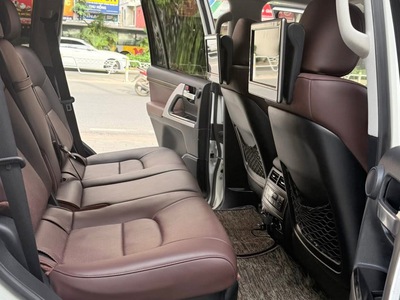 Toyota Land Cruiser 5.7 nhập Mỹ, sản xuất 2016. Xe siêu đẹp. 10