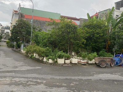 BÁN LÔ GÓC - KDT Cựu Viên - Sau nhà mặt đường Lê Duẩn 1