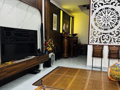 Bán Nhà Thạch Bàn, LongBiên 6T, 35m2, chỉ 8,48 tỷ  Lô góc, ô tô đỗ cửa 4