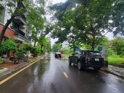 Hot     bán lô đất 75m    kđt tms phúc yên 0