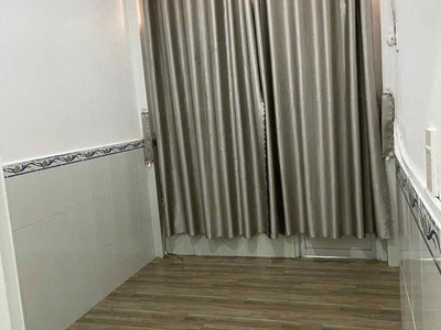Quận 7-nhỉnh 2tỷ có nhà sổ hồng riêng - 2 tầng, hoàn công - ngay huỳnh tấn phát - 1km là tới phố đi 4