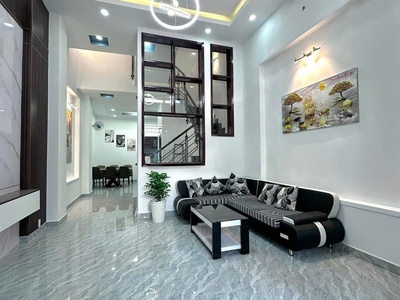 Nhà mới  kiến trúc lệch tầng rất đẹp đường ô tô thới an 19 q12 2