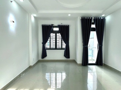 Nhà mới  kiến trúc lệch tầng rất đẹp đường ô tô thới an 19 q12 5