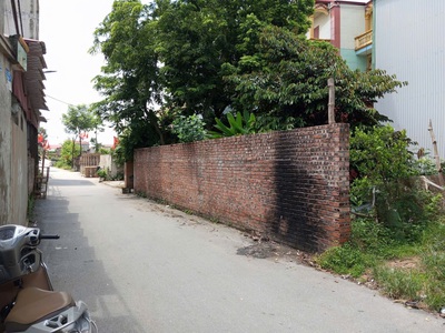 Bán đất thuận thành, bắc ninh. 75m2   mt 5m   2 tỷ. lô góc. ô tô thông. 2
