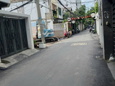 Bán gấp nhà hẻm xe hơi 339 lê văn sỹ, p.13, quận 3, tp. hồ chí minh 2