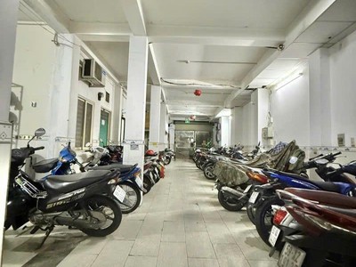 Bán chdv  mặt tiền khu sân bay - diện tích  19x21m - 6 tầng - có thang máy - 300tr/th - chỉ 75 tỷ 2