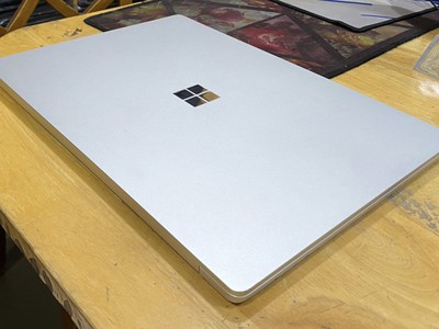 Surface Laptop 3 AMD Ryzen  5 3580U Ram 8GB SSD 128GB Màn 15 Inch 2k Cảm Ứng VGA Rời Máy Đẹp 2
