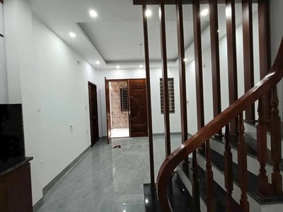 Bán Nhà Ngõ 414 Ngọc  Thụy, Long Biên, 31m2, 5 Tầng, Phân Lô, Ô TÔ,Nhỉnh 6 Tỷ 1