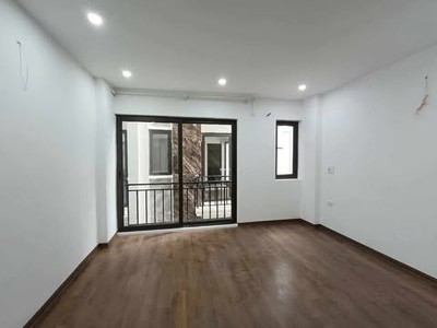 Bán Nhà Ngõ 414 Ngọc  Thụy, Long Biên, 31m2, 5 Tầng, Phân Lô, Ô TÔ,Nhỉnh 6 Tỷ 2